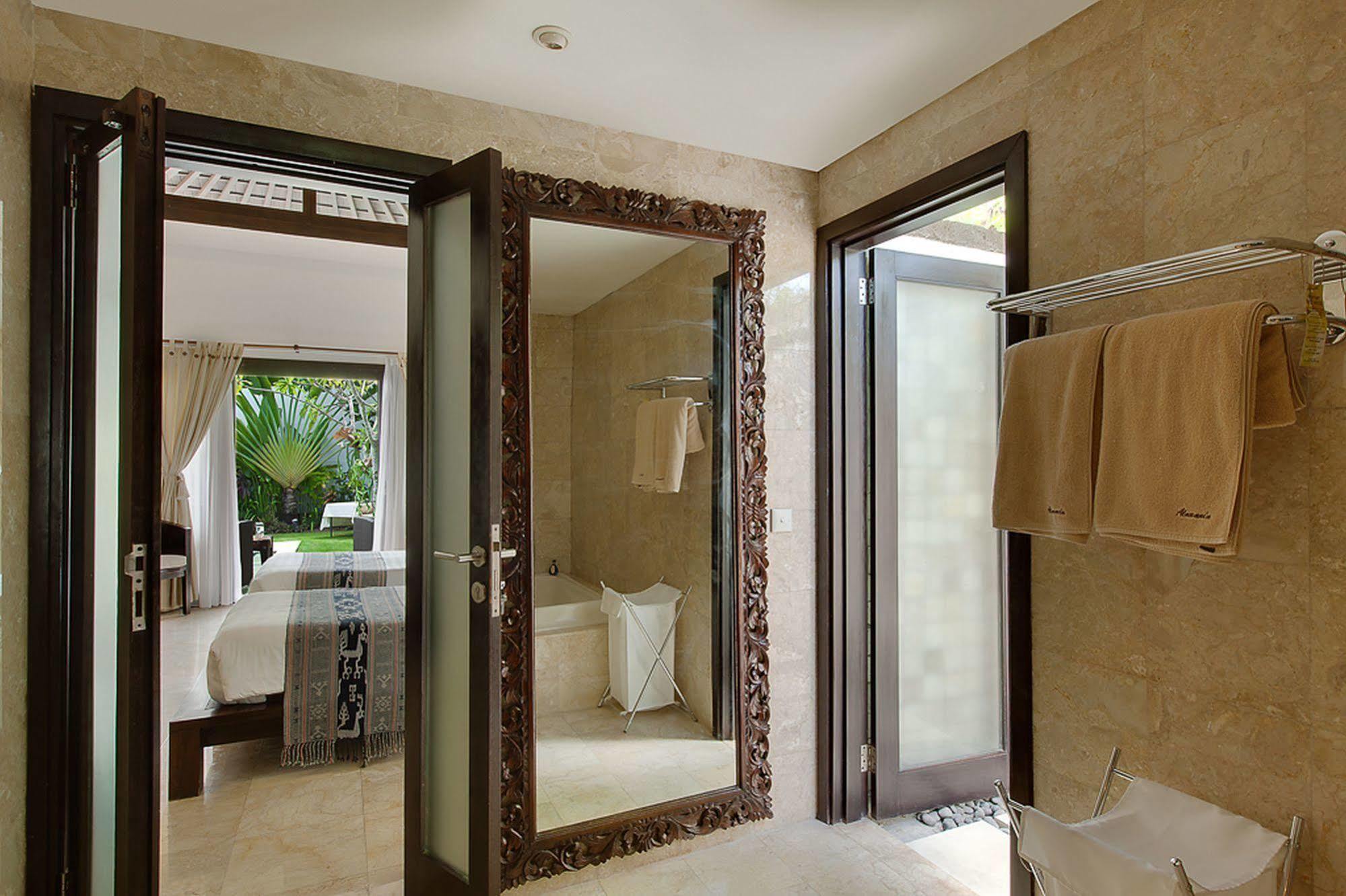 Benoa Bay Villas By Premier Hospitality Asia นูซาดูอา ภายนอก รูปภาพ
