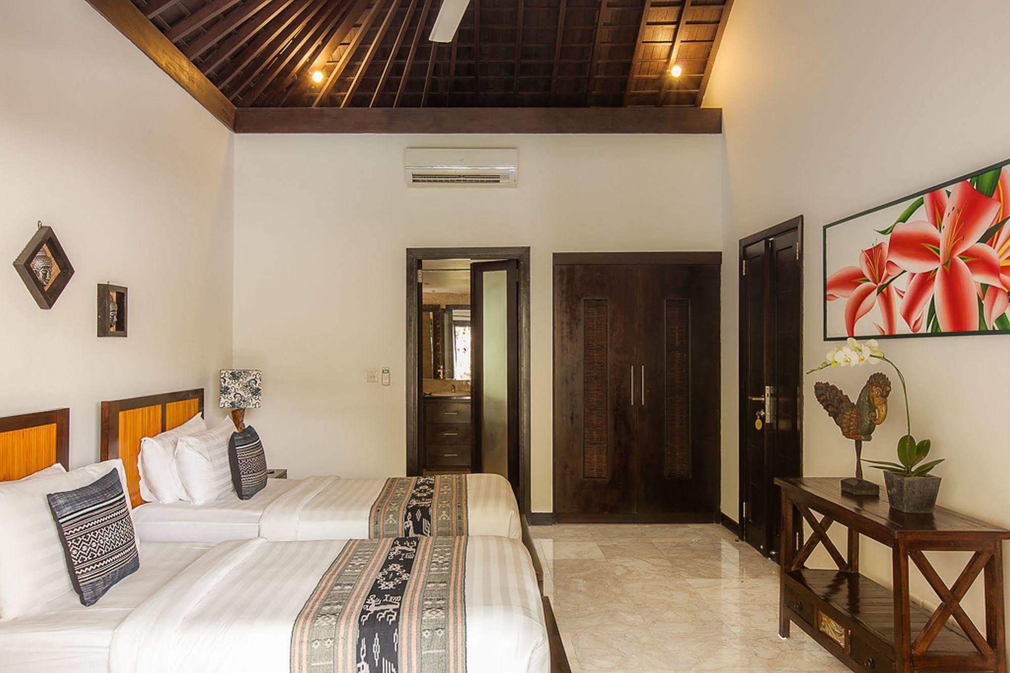 Benoa Bay Villas By Premier Hospitality Asia นูซาดูอา ภายนอก รูปภาพ