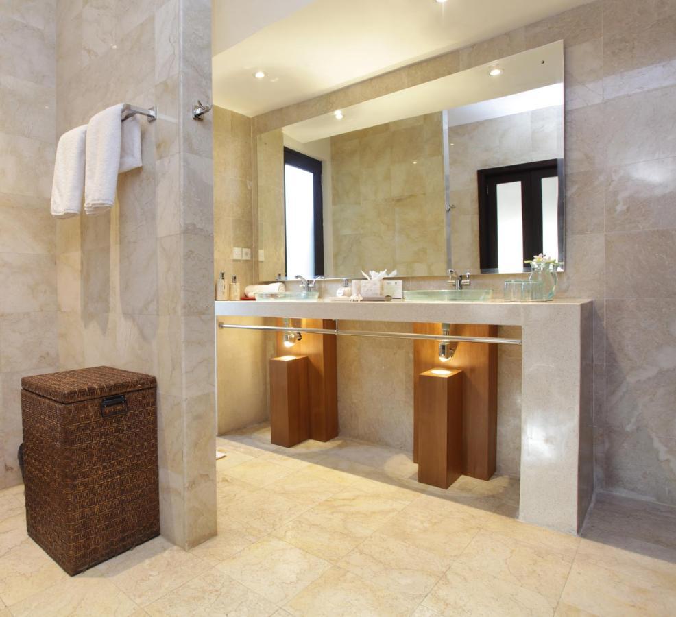 Benoa Bay Villas By Premier Hospitality Asia นูซาดูอา ภายนอก รูปภาพ